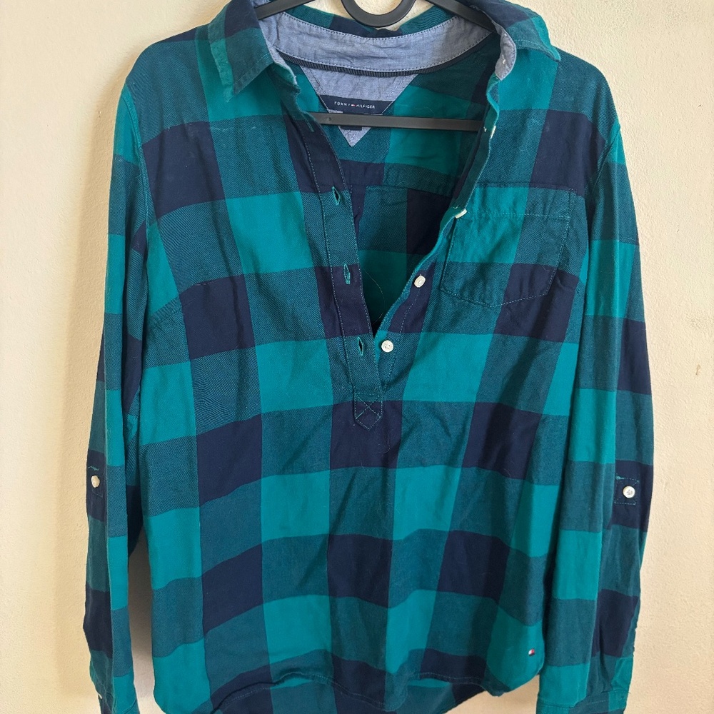 Tommy Hilfiger; Women's Long Sleeve Flannel Shirt, S